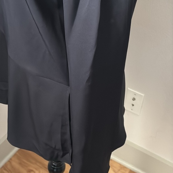 Theory ‘MALYDIE' 100% Silk Georgette Peplum Top / blouse 
Elegant Black Sz M - Picture 7 of 12